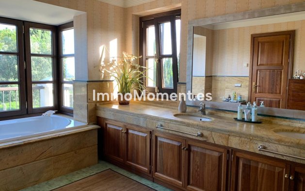 Revente - Villa - Marbella - Sierra Blanca