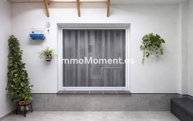 Wiederverkauf - Wohnung -   Inländisch - Alhaurín el Grande Centro