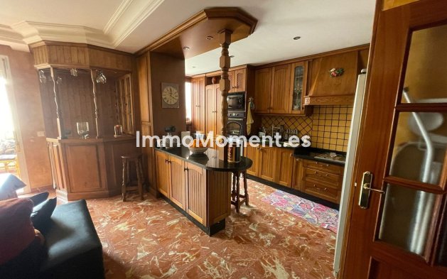 Wiederverkauf - Wohnung - Estepona  - Estepona Centro