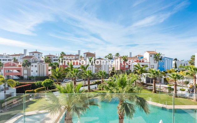 Wiederverkauf - Wohnung - New Golden Mile