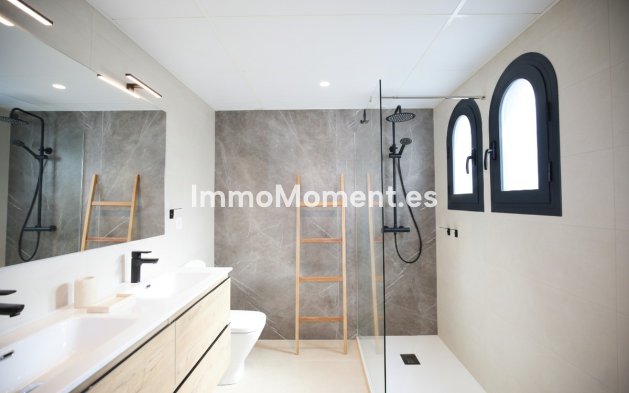 Revente - Maison mitoyenne - Estepona  - Estepona Centro