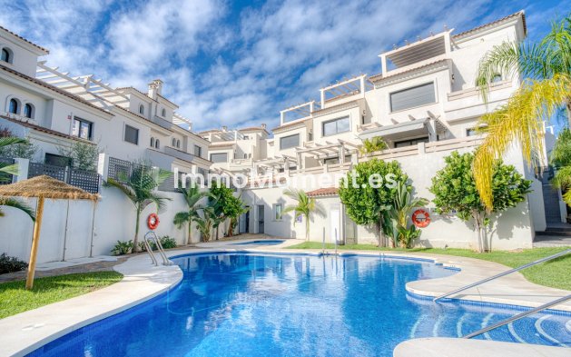 Revente - Maison mitoyenne - Estepona  - Estepona Centro