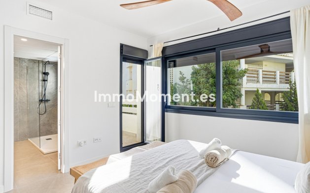 Revente - Maison mitoyenne - Estepona  - Estepona Centro