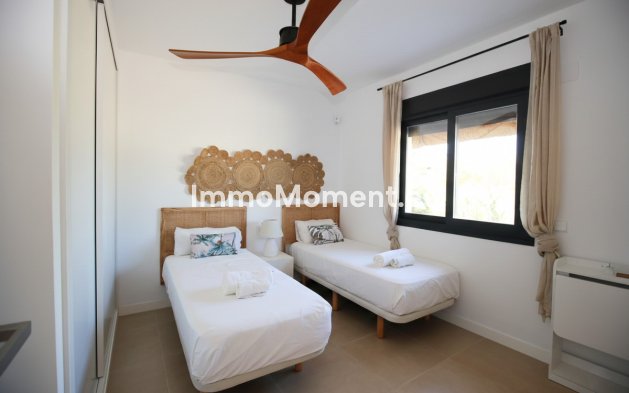 Revente - Maison mitoyenne - Estepona  - Estepona Centro