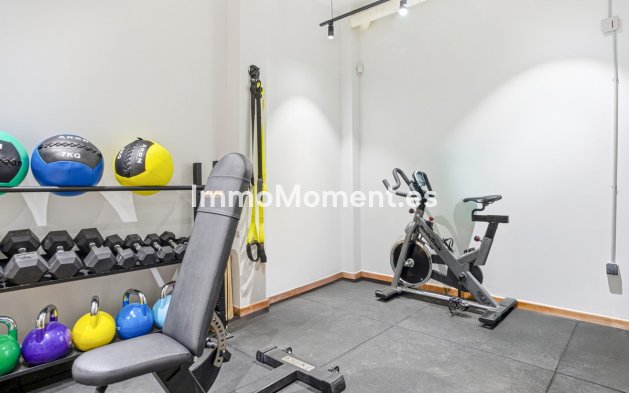 Revente - Maison mitoyenne - Estepona  - Estepona Centro