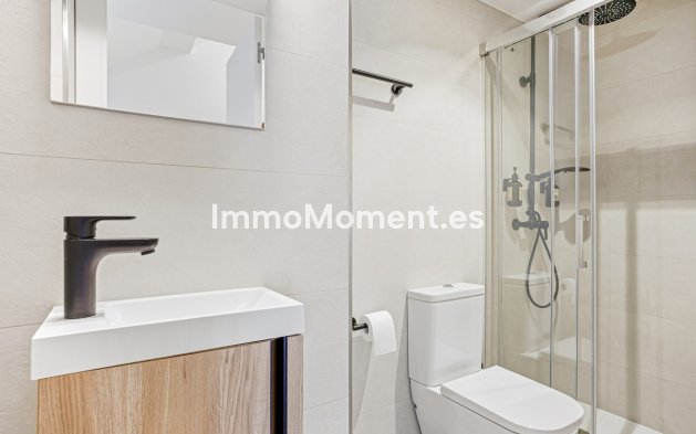 Revente - Maison mitoyenne - Estepona  - Estepona Centro