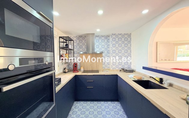 Revente - Maison mitoyenne - Estepona  - Estepona Centro