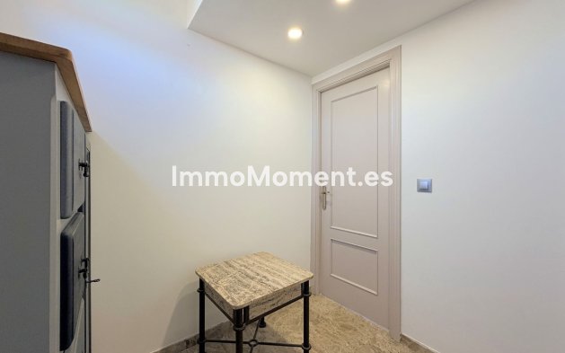 Revente - Maison mitoyenne - Estepona  - Estepona Centro