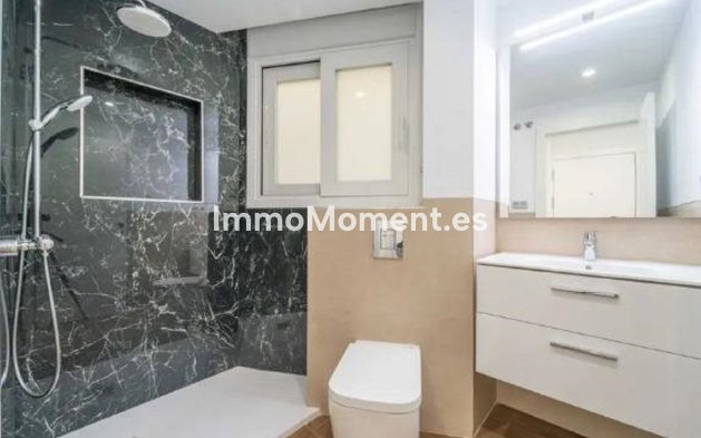 Resale - Apartment - Málaga - Málaga Este