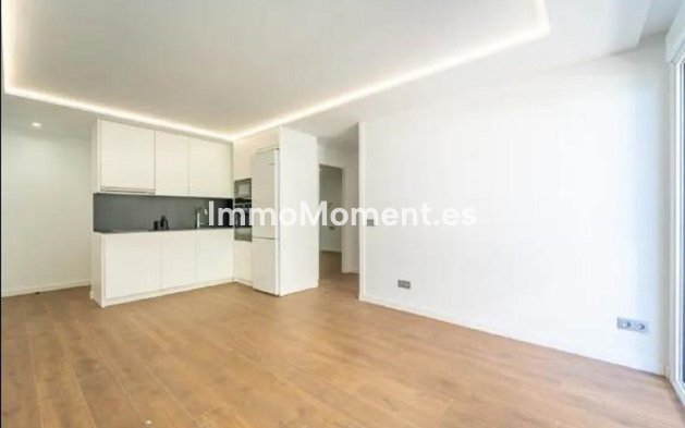 Resale - Apartment - Málaga - Málaga Este