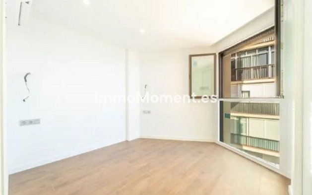 Resale - Apartment - Málaga - Málaga Este