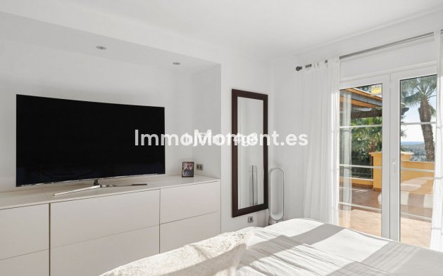 Wiederverkauf - Wohnung - Marbella - Nueva Andalucía