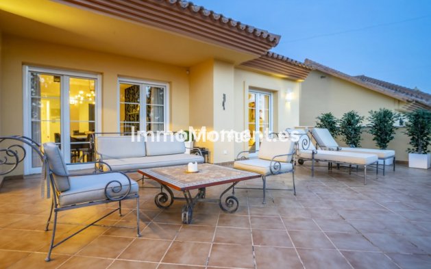 Wiederverkauf - Wohnung - Marbella - Nueva Andalucía