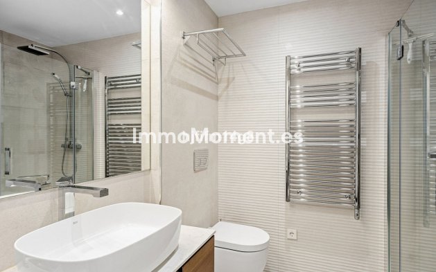 Resale - Apartment - Benahavís - Benahavís Centro