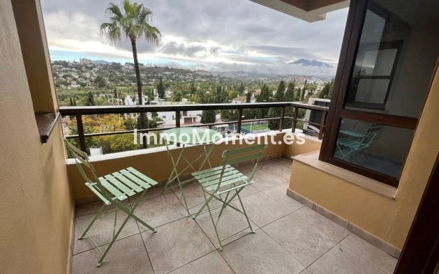 Wiederverkauf - Wohnung - Marbella - Nueva Andalucía