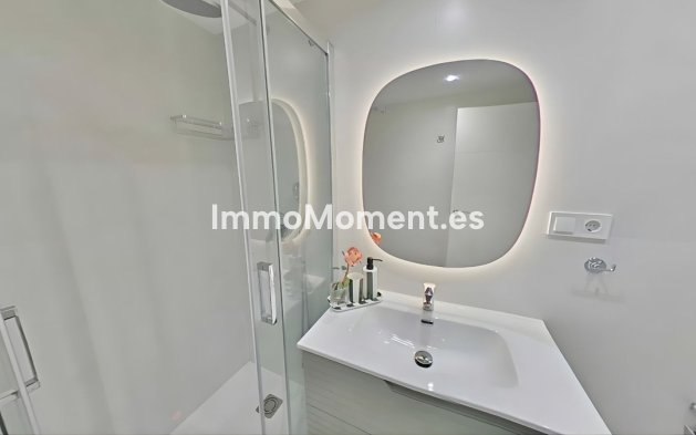 Wiederverkauf - Wohnung - Marbella - Nueva Andalucía