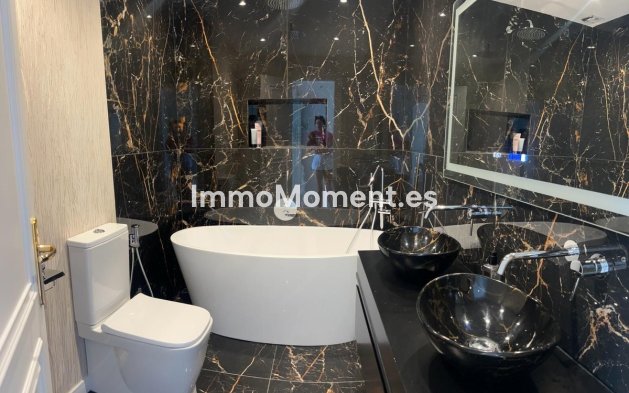 Wiederverkauf - Wohnung - Marbella - Nueva Andalucía