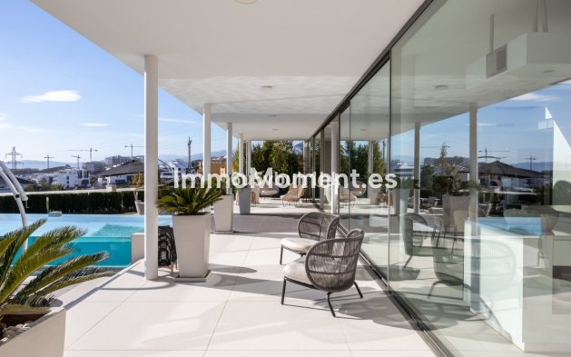 Wiederverkauf - Villa - Benalmadena - Benalmadena Centro