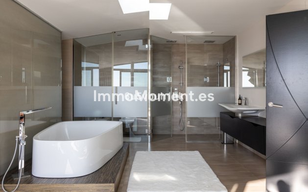 Wiederverkauf - Villa - Benalmadena - Benalmadena Centro