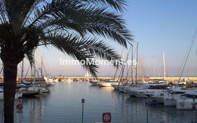 Wiederverkauf - Wohnung - Estepona  - Estepona Centro