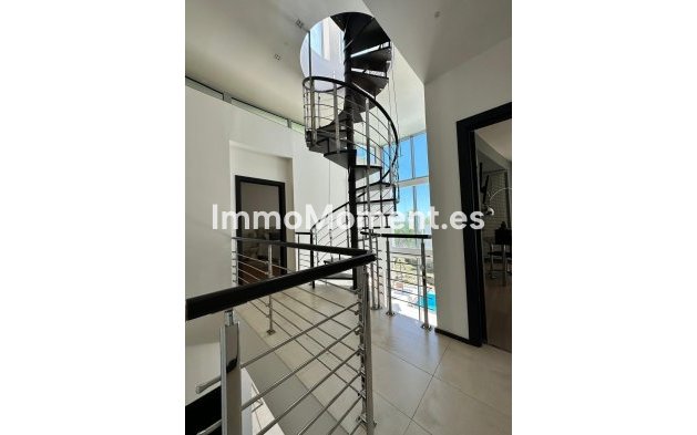 Wiederverkauf - Villa - Marbella - The Golden Mile