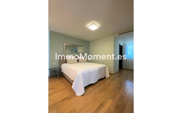 Wiederverkauf - Villa - Marbella - The Golden Mile