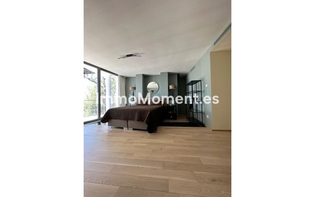 Wiederverkauf - Villa - Marbella - The Golden Mile