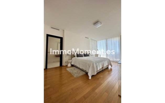 Wiederverkauf - Villa - Marbella - The Golden Mile