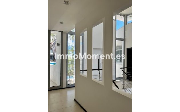 Wiederverkauf - Villa - Marbella - The Golden Mile