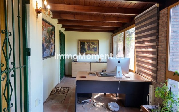 Wiederverkauf - Villa - Estepona  - Estepona Centro