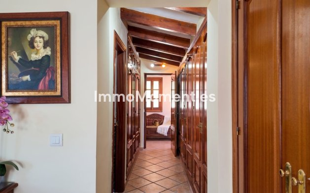 Wiederverkauf - Villa - Estepona  - Estepona Centro