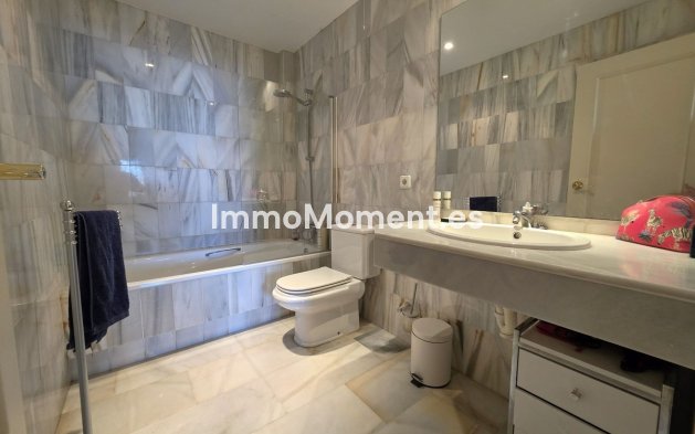 Wiederverkauf - Wohnung - Marbella - La Mairena