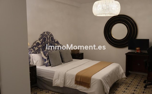 Wiederverkauf - Villa - Marbella - The Golden Mile