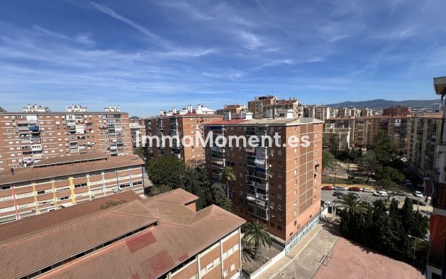 Wiederverkauf - Wohnung - Málaga