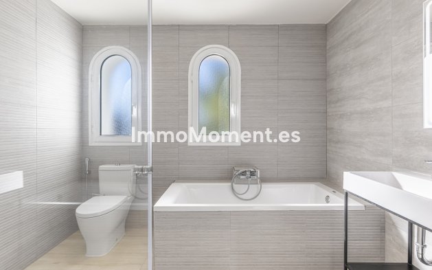 Wiederverkauf - Villa - Manilva - La Duquesa