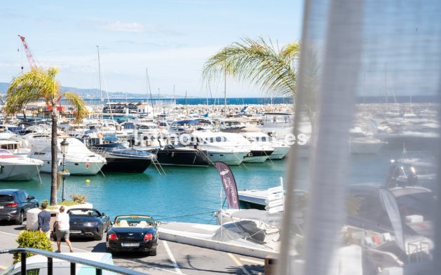Wiederverkauf - Wohnung - Marbella - Puerto Banús