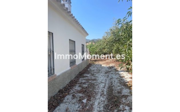 Reventa - Casa de campo - Interior  - Coín