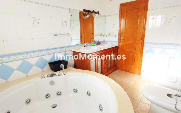 Bestaande woning - Villa - Alicante - La Torreta