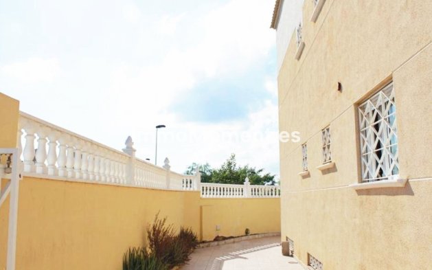 Bestaande woning - Villa - Alicante - La Torreta