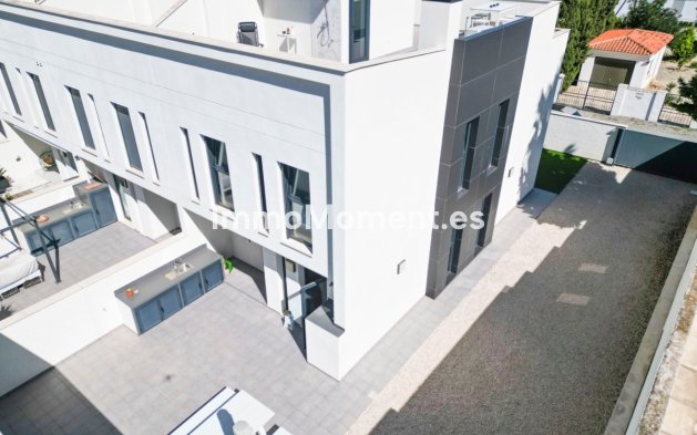 Wiederverkauf - Villa - Alfaz del Pi - Albir