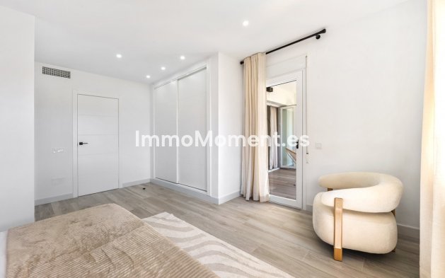 Revente - Appartement - Marbella - Nueva Andalucía