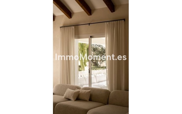 Wiederverkauf - Villa - Marbella - El Rosario