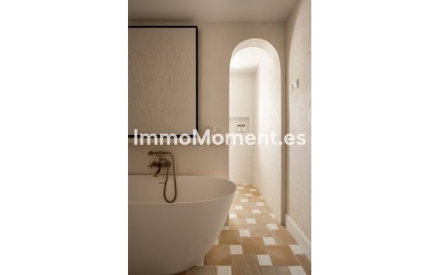 Wiederverkauf - Villa - Marbella - El Rosario