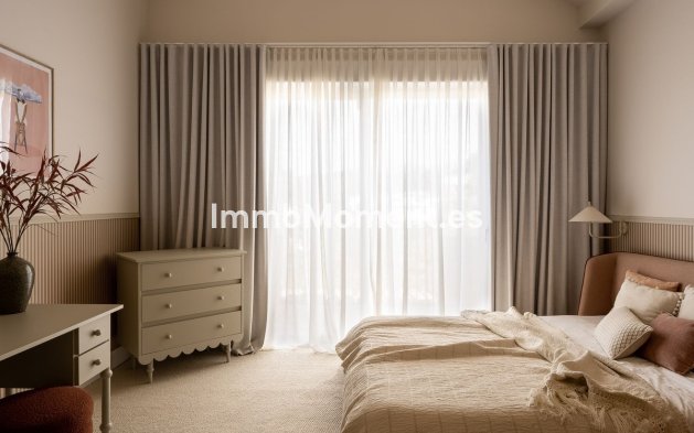 Wiederverkauf - Villa - Marbella - El Rosario