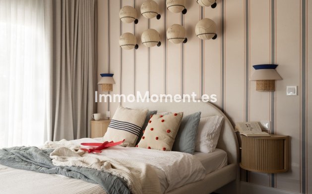 Wiederverkauf - Villa - Marbella - El Rosario