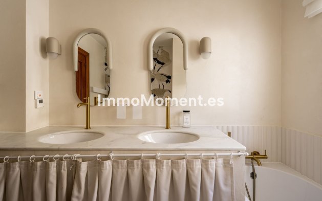 Wiederverkauf - Villa - Marbella - El Rosario