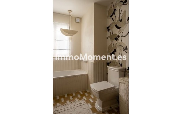 Wiederverkauf - Villa - Marbella - El Rosario