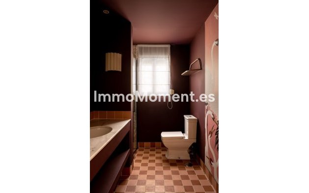 Wiederverkauf - Villa - Marbella - El Rosario