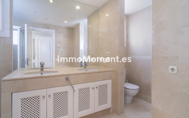 Revente - Appartement - Marbella - Nueva Andalucía