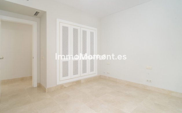 Revente - Appartement - Marbella - Nueva Andalucía